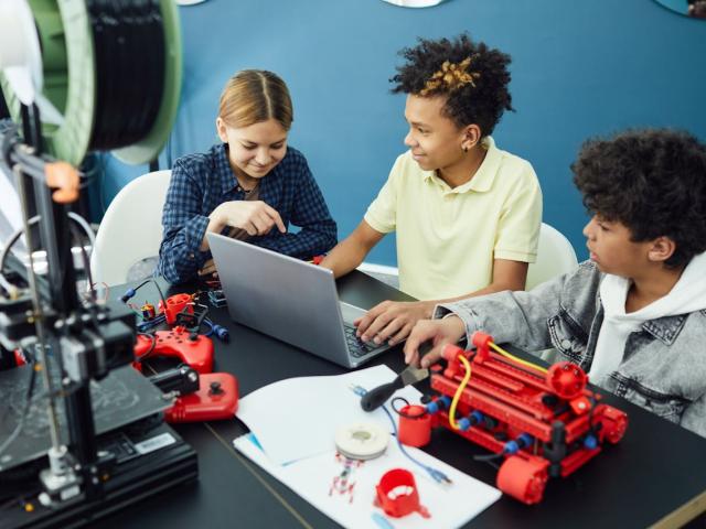 Photos jeunes et imprimante 3D